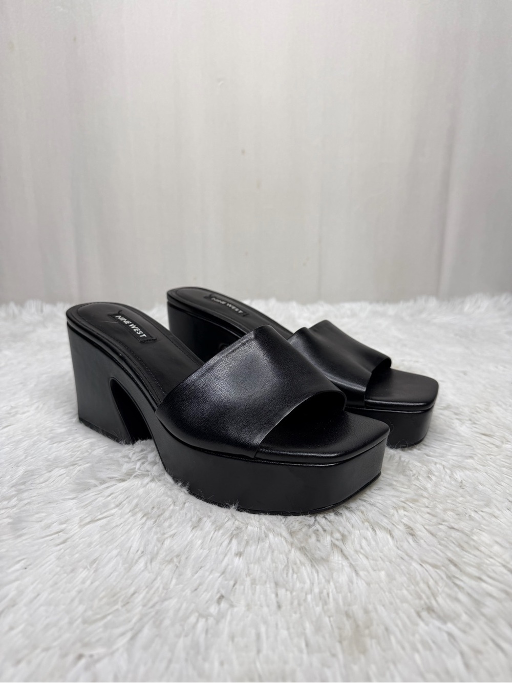NINE WEST / Oklee Black Platform Slide Wedge Sandals Chunky Heel / 8